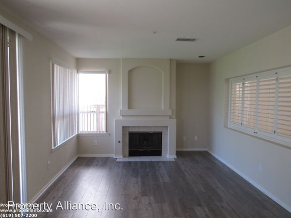 2481 Country View Glen - Photo 3 of 23