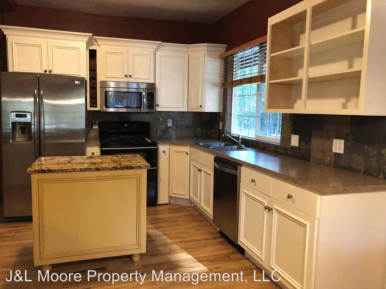 4415 E Evans Creek Rd - Photo 2 of 32