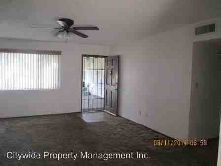 524 Frontier Dr - Photo 2 of 9