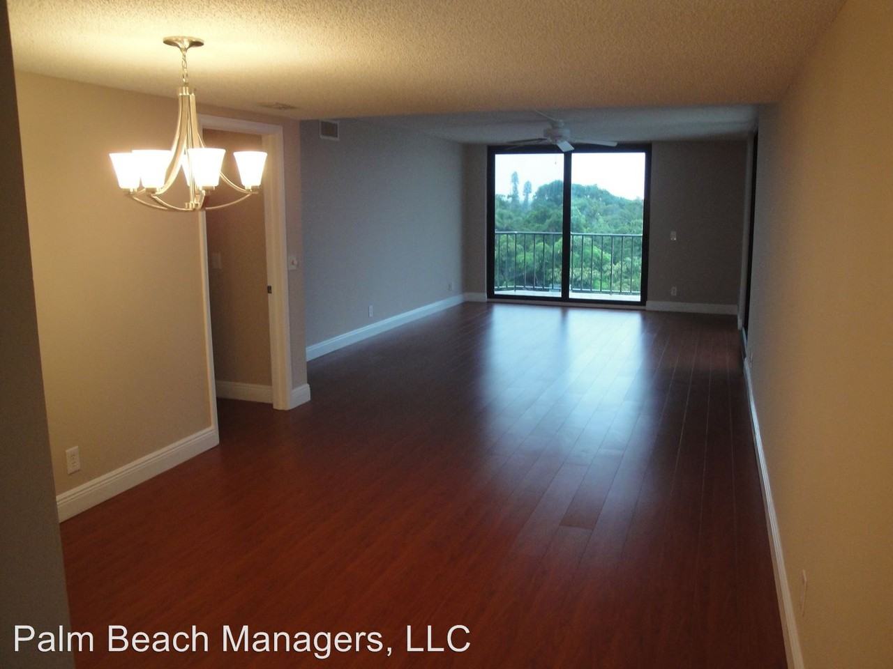 1202 S Lake Dr - Photo 2 of 18
