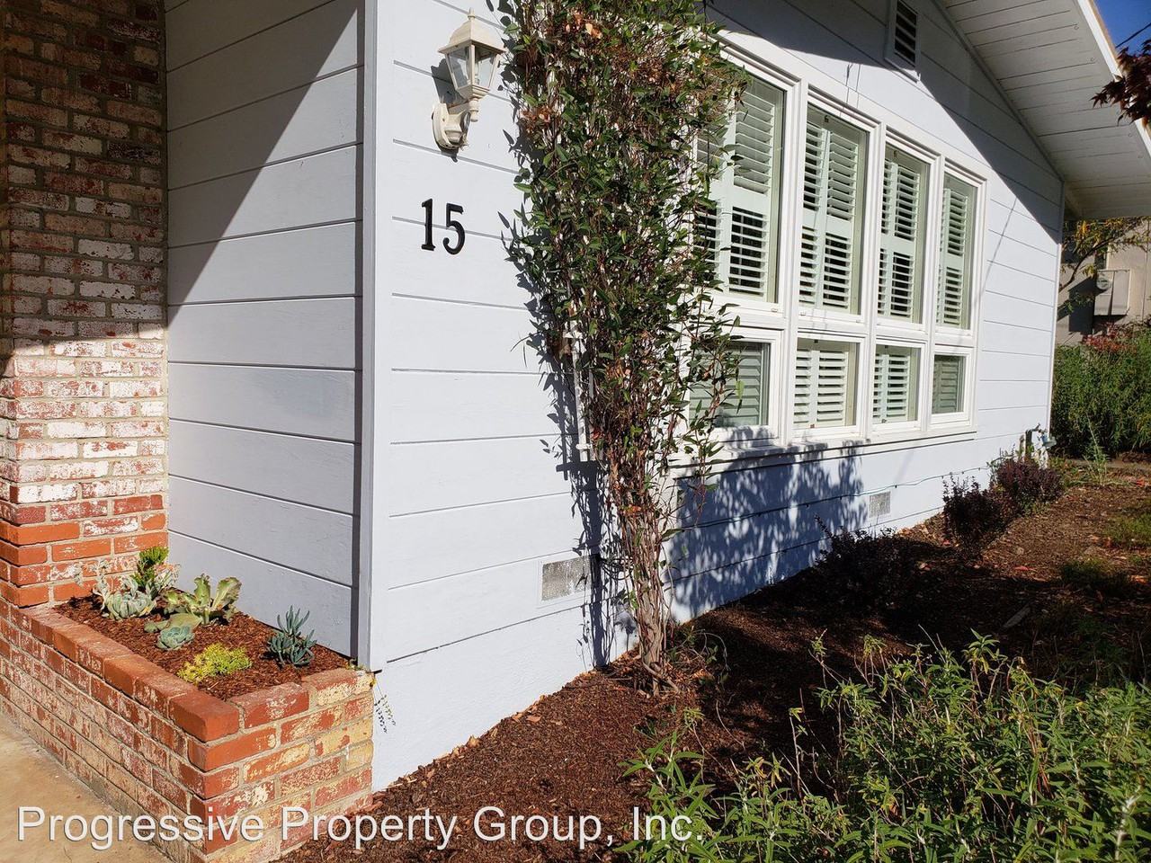 15 Hacienda Ct - Photo 3 of 31