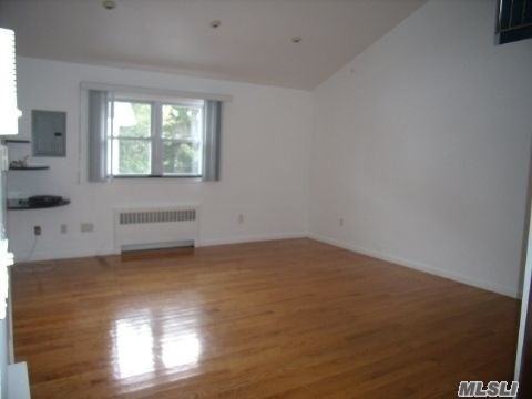 2306 Milburn Ave #2nd Fl - Photo 3 of 7