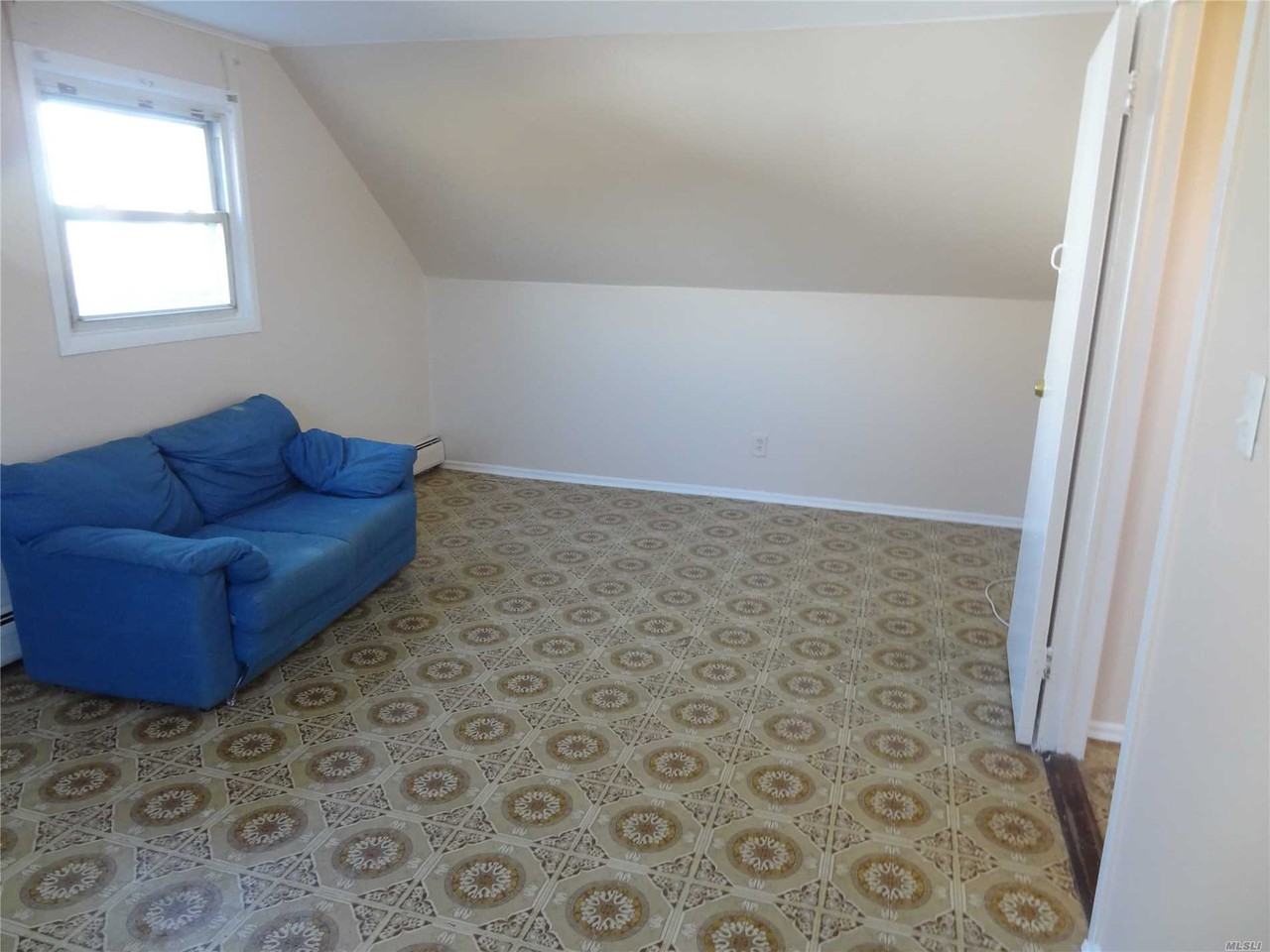 14 Jean Dr - Photo 2 of 7