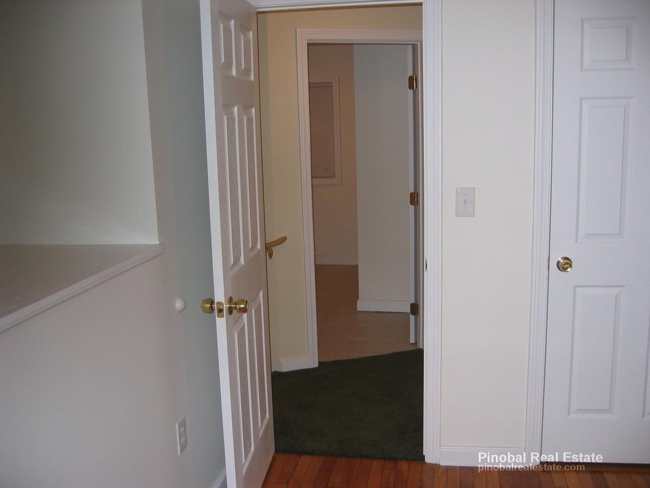 86 Wilson St - Photo 3 of 5