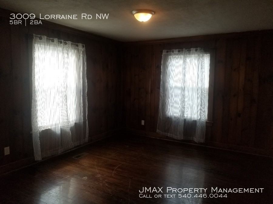 3009 Lorraine Rd NW - Photo 3 of 11