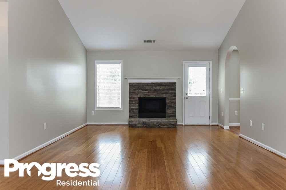 4089 Alaina Ave - Photo 3 of 15