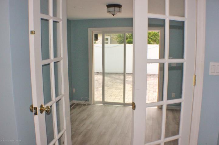 321 Park Place Avenue #1st Floor - Photo 3 of 10