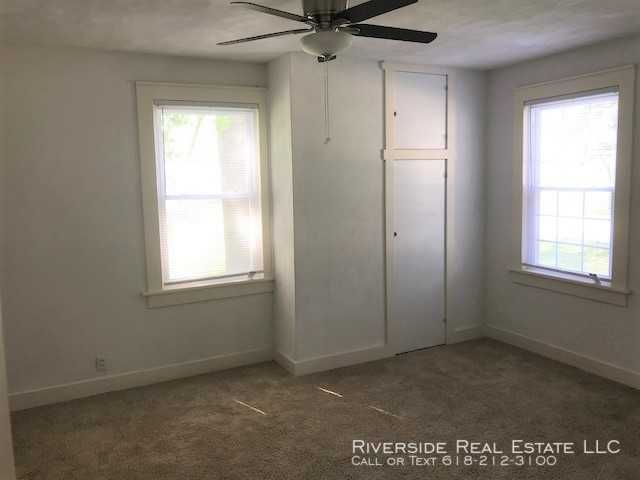 524 S Jefferson St - Photo 3 of 9