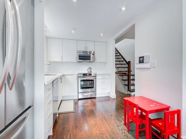 65 Castlefield Avenue - Photo 2 of 20