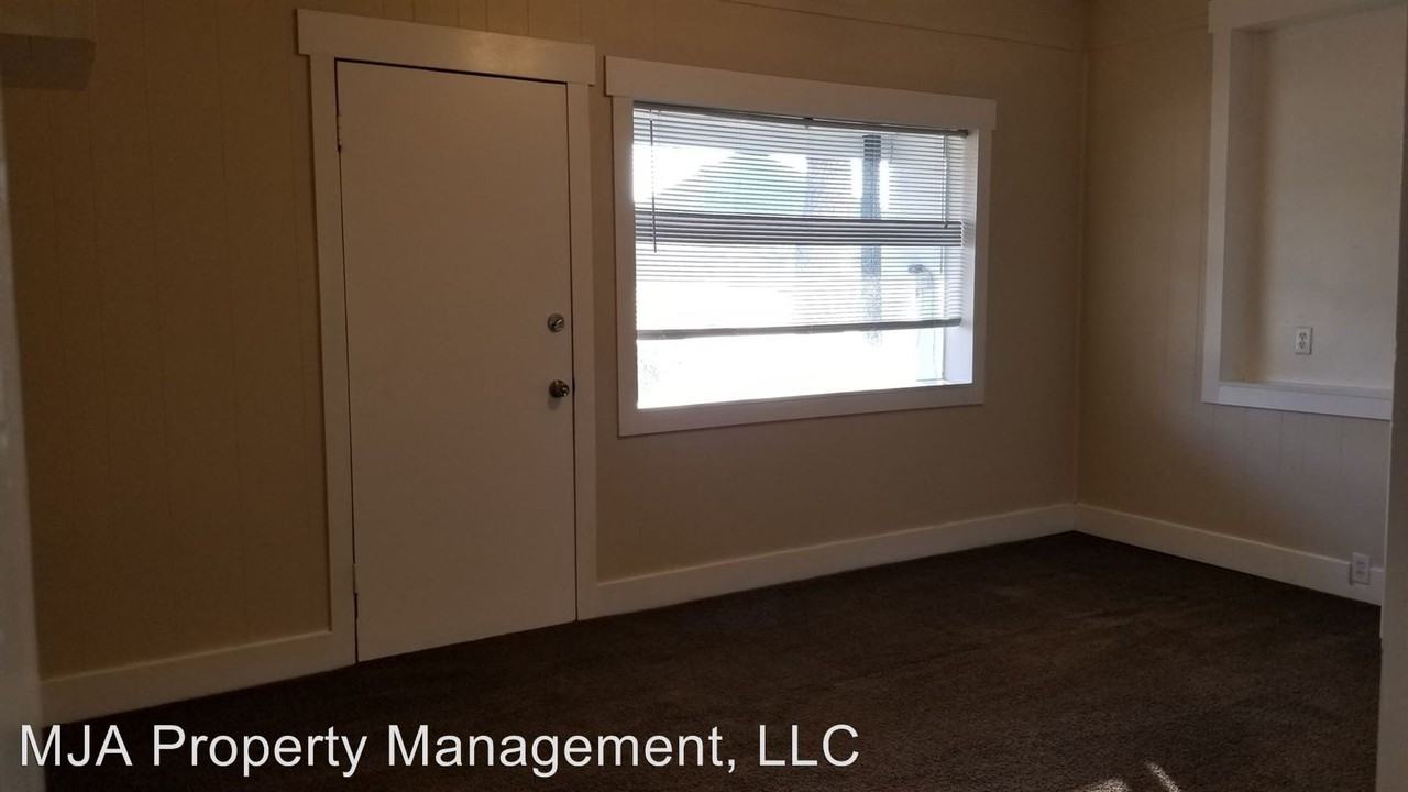 362 300 N - Photo 3 of 10