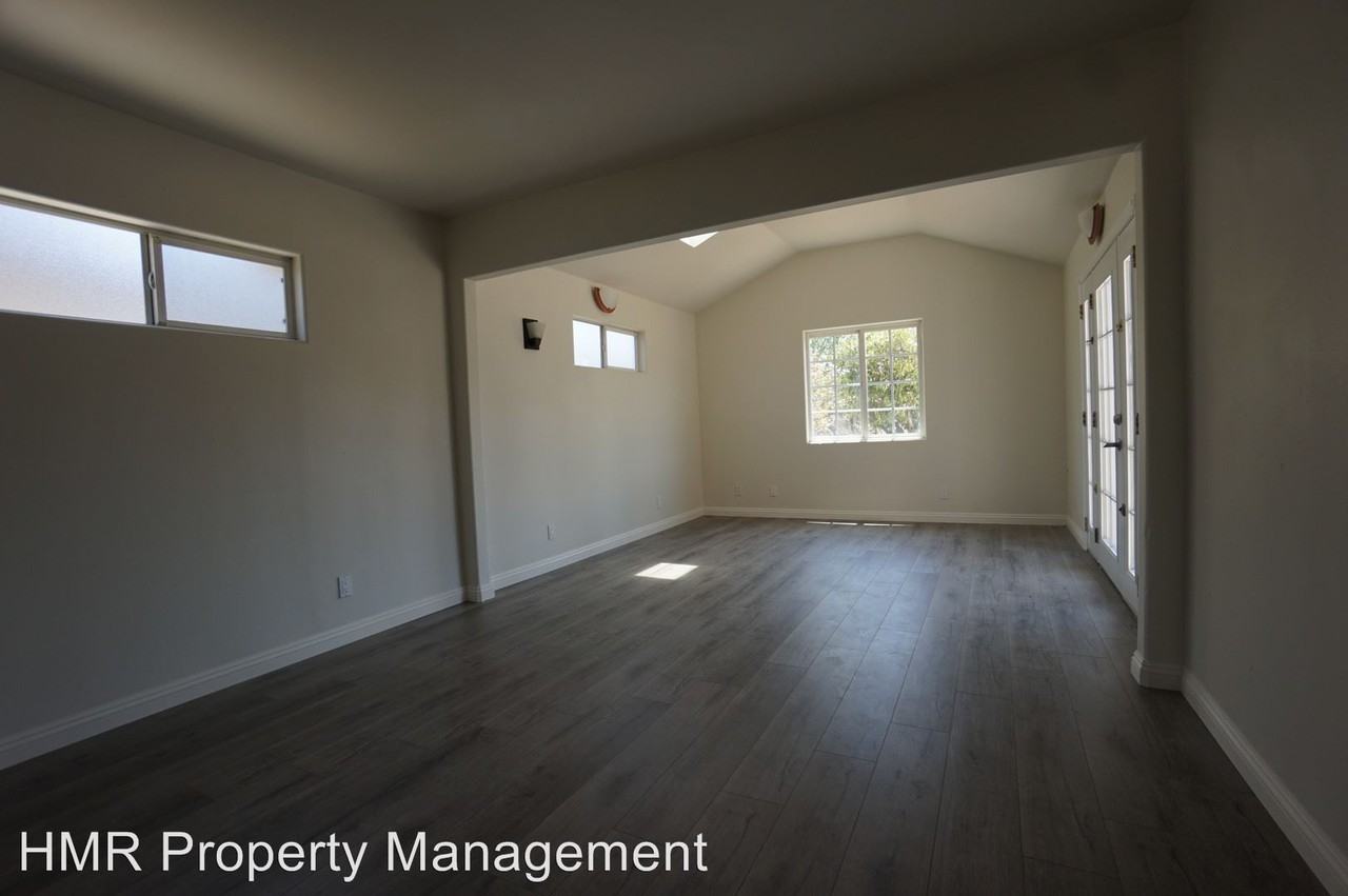 19512 Searls Dr - Photo 2 of 29