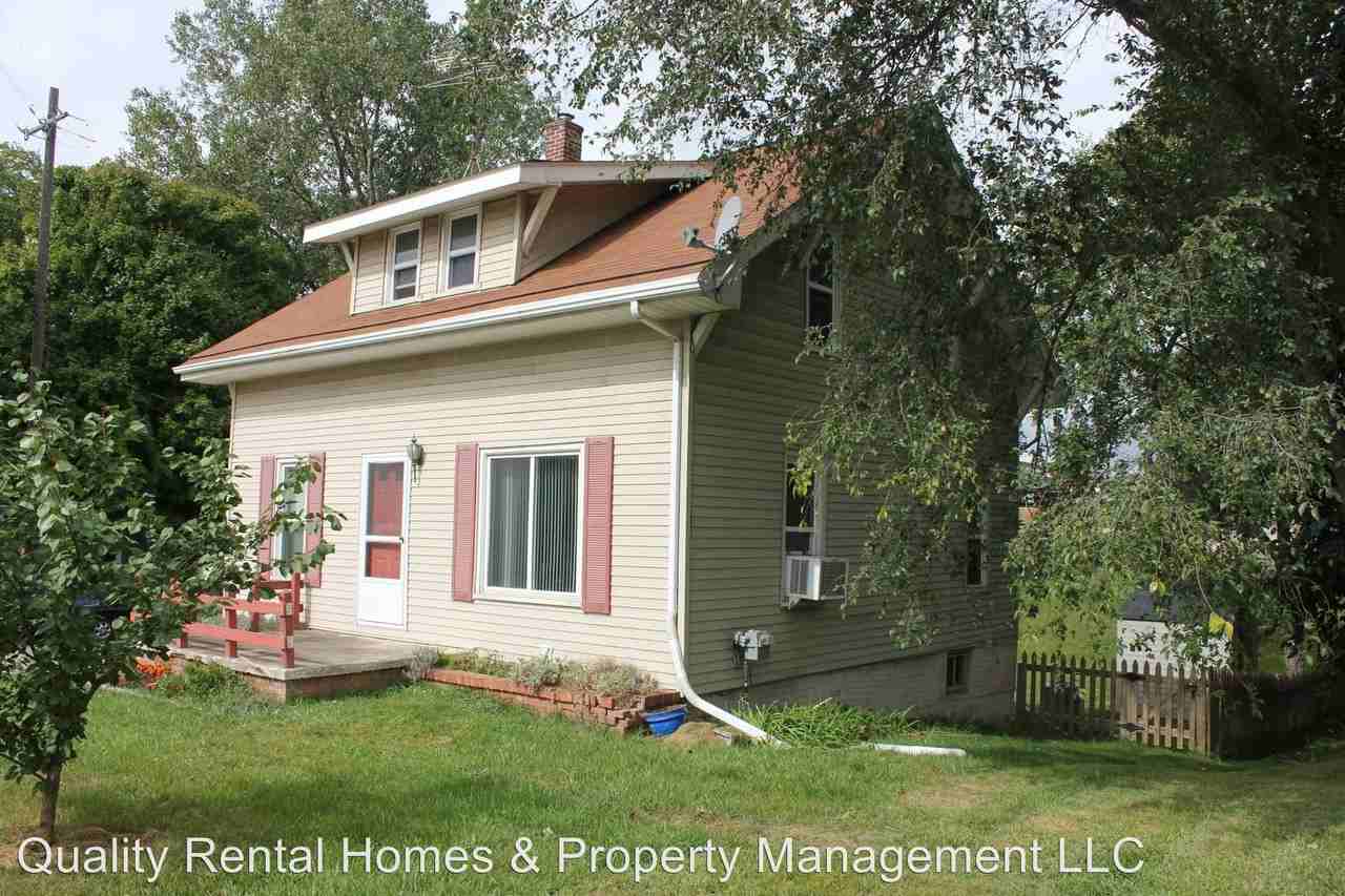 301 E Vienna St - Photo 2 of 20
