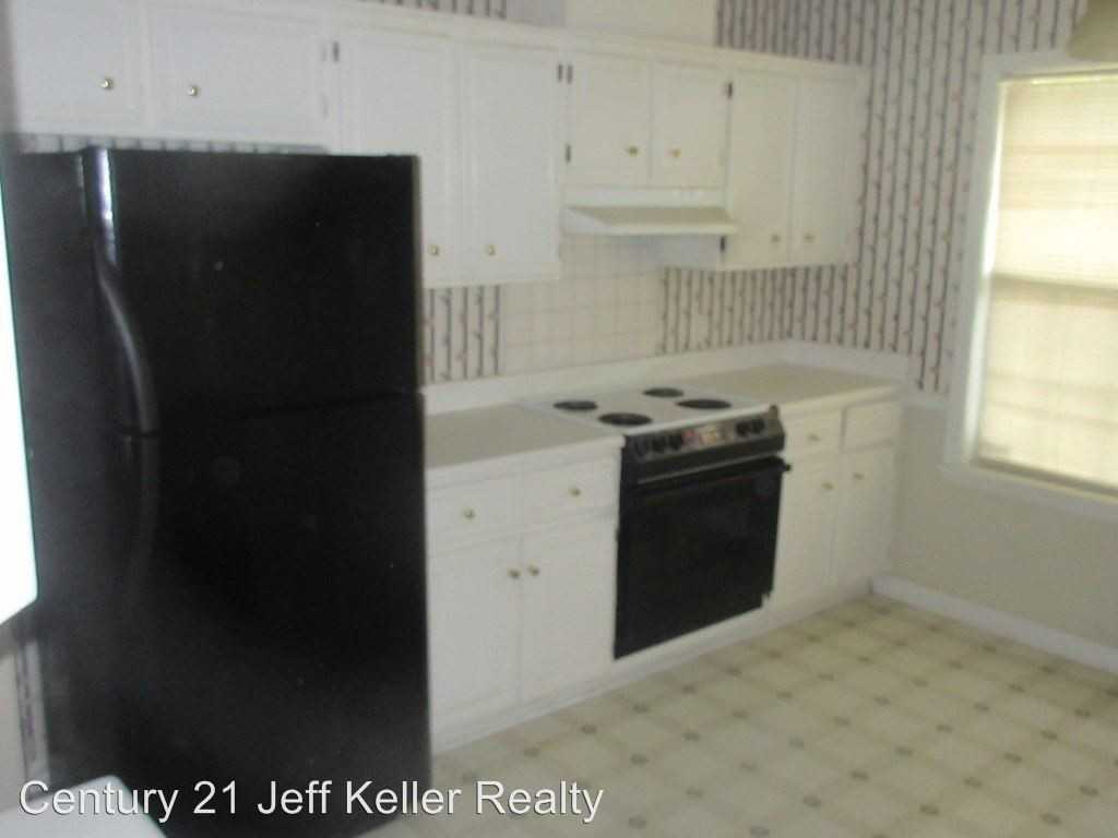 3529 Northpines Dr - Photo 3 of 6