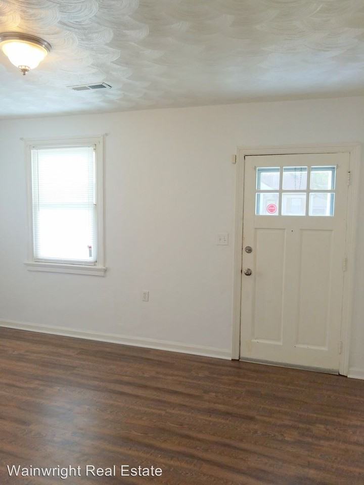 944 Quail St - Photo 2 of 8