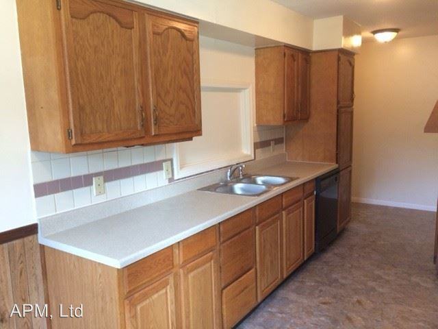 5609 Kimberley Rd - Photo 2 of 11