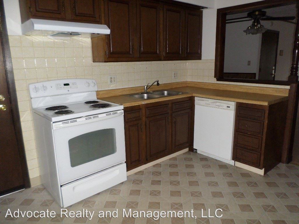 192 Dunteman Dr #301 - Photo 2 of 11