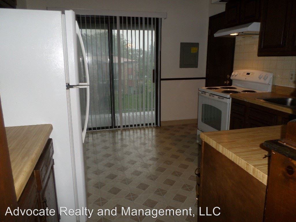 192 Dunteman Dr #301 - Photo 3 of 11