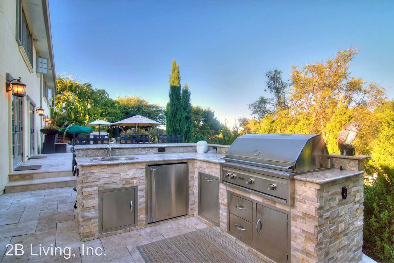 12620 Viscaino Ct - Photo 3 of 22