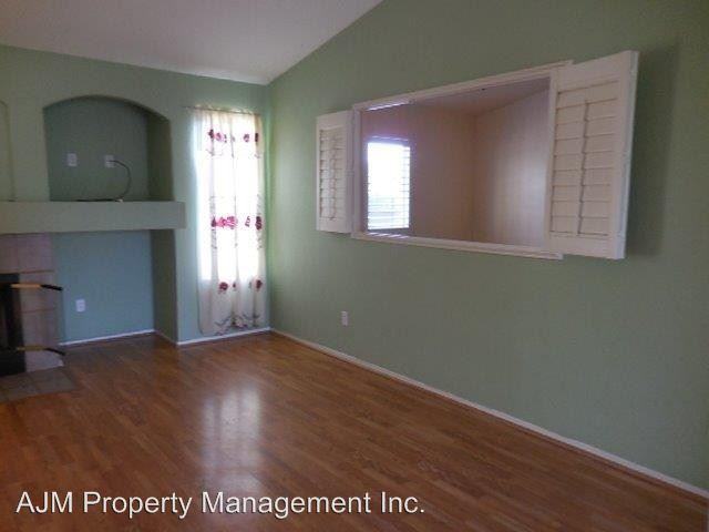 1129 Duck Blind Cir - Photo 3 of 4