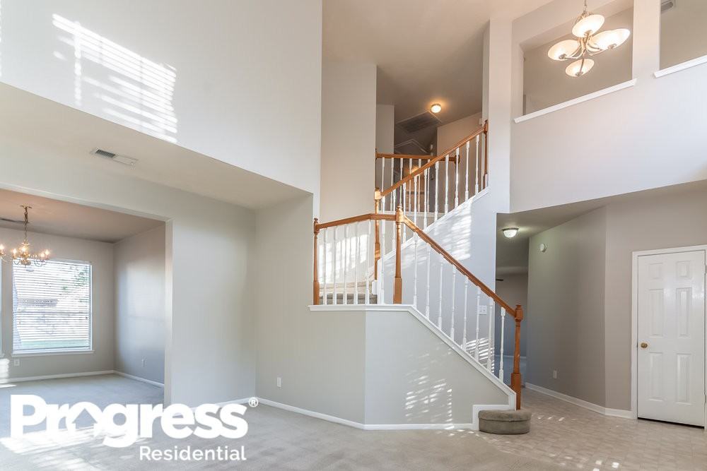 214 Mcvoy Dr - Photo 3 of 20