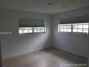 520 Southwest 10th Street #2 - Photo 2 of 6