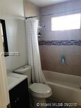 520 Southwest 10th Street #2 - Photo 3 of 6