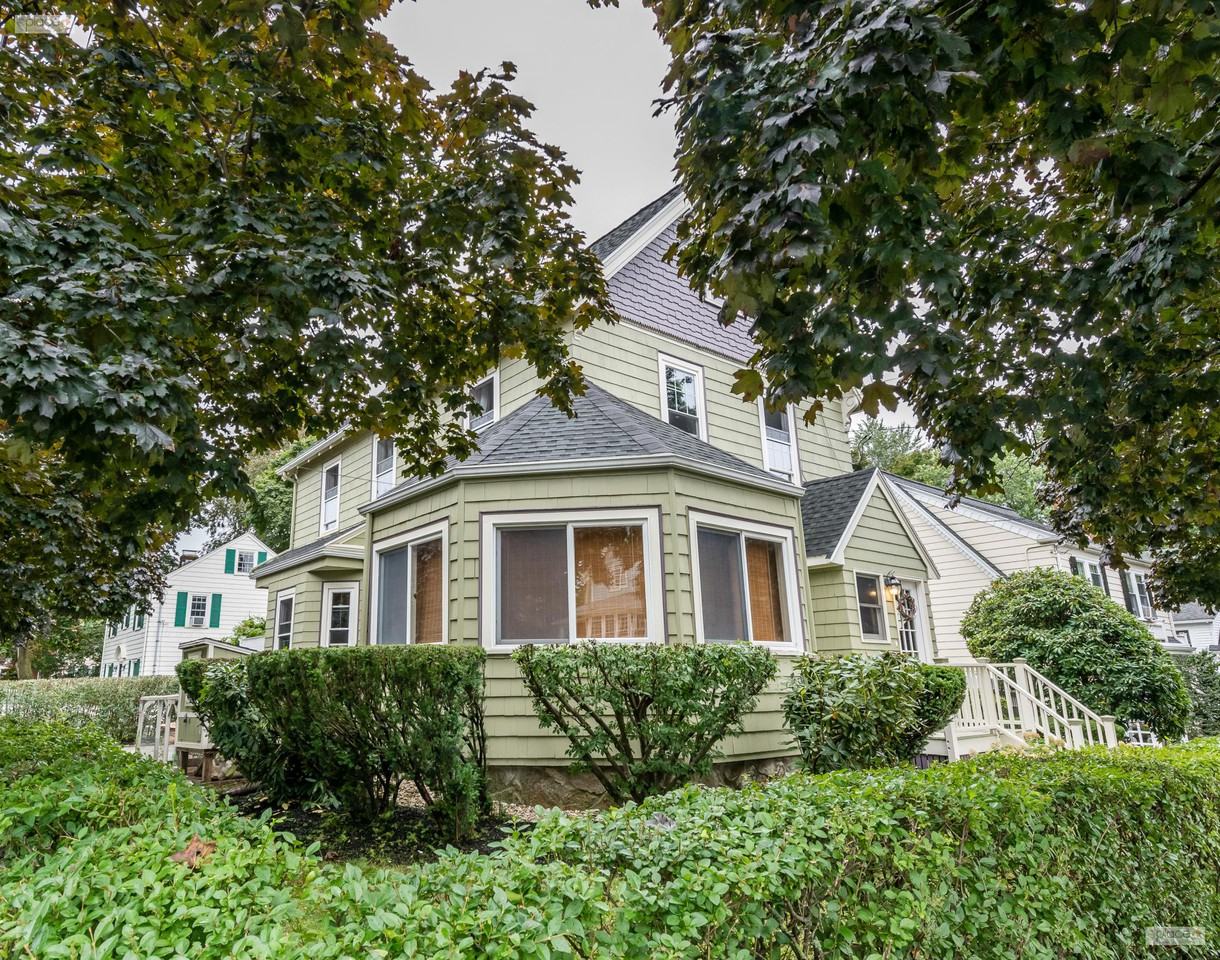 227 E Foster St - Photo 2 of 29