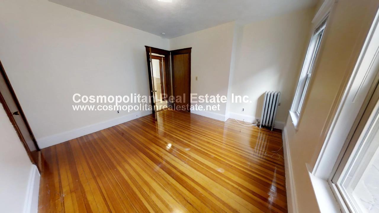 106 Forest St 1 - Photo 3 of 22