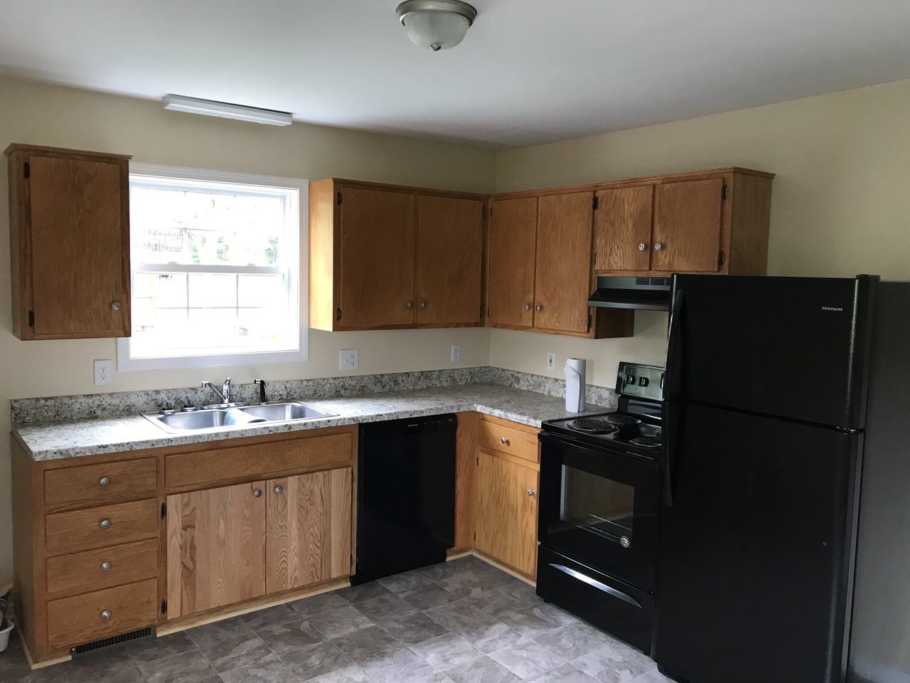 2408 North Hillcrest Drive #1 - Photo 2 of 6