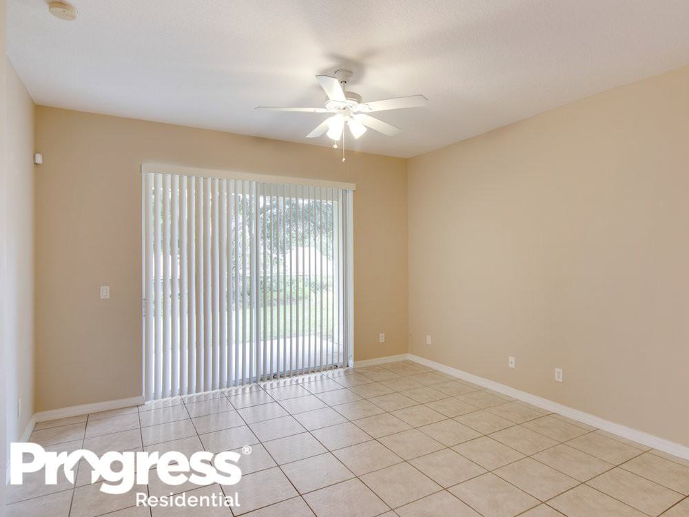 1814 Madison Ivy Cir - Photo 3 of 15