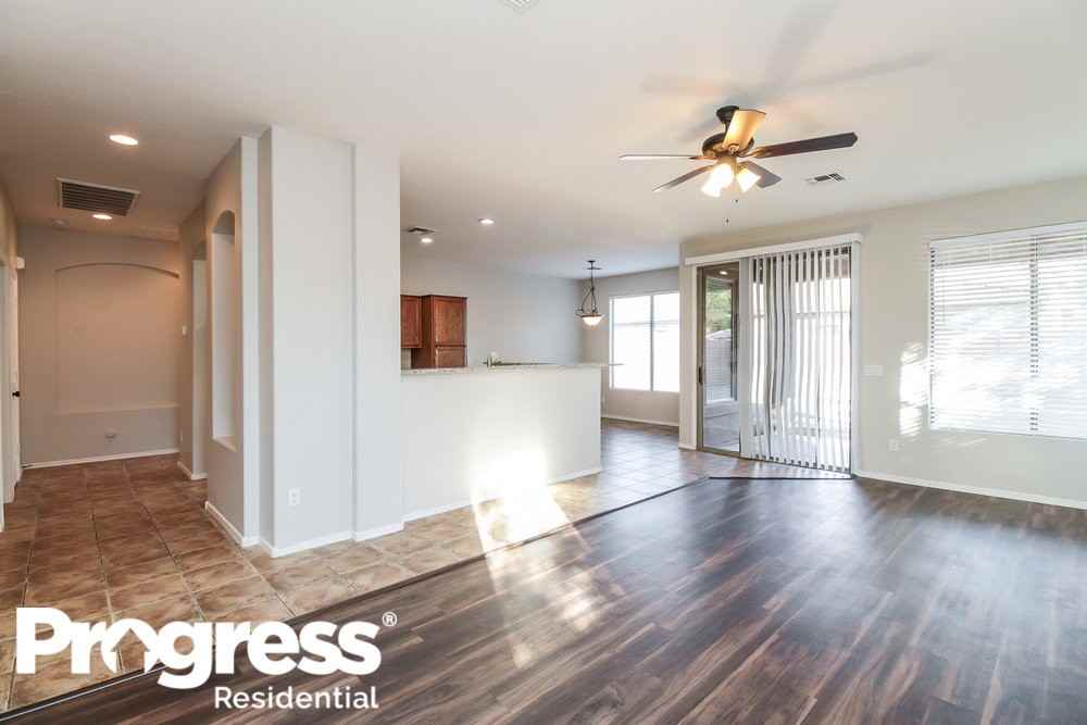 3615 E Morning Star Ln - Photo 3 of 20