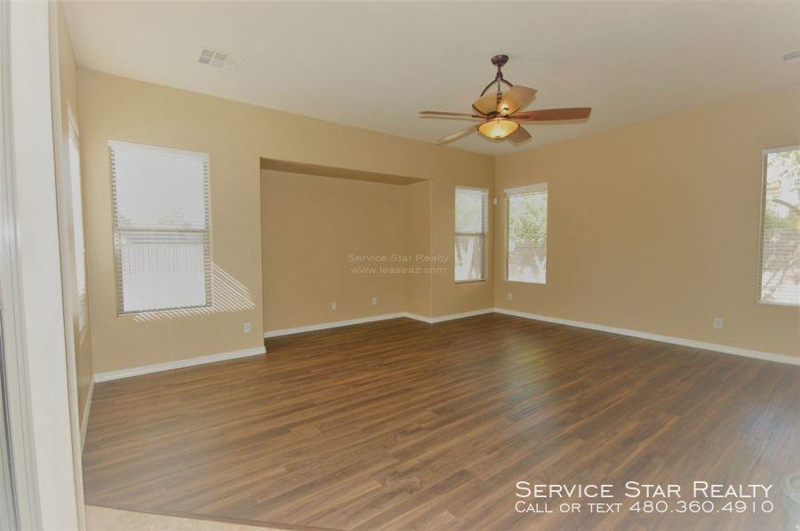 8034 W San Miguel Ave - Photo 2 of 15