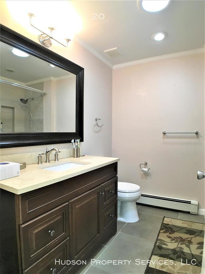 20 Eckelman Dr #20 - Photo 2 of 10