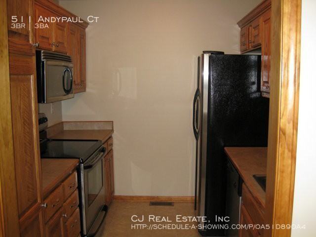 511 Andypaul Ct - Photo 3 of 7