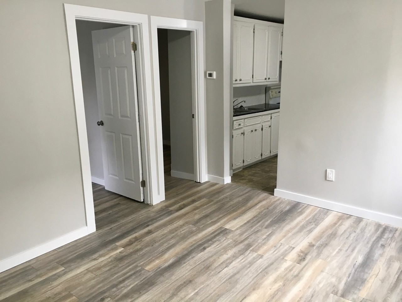 679 Montague St - Photo 3 of 12