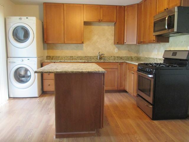1436 Robinwood Dr - Photo 3 of 16