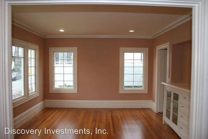 618 Wesley Ave - Photo 3 of 10
