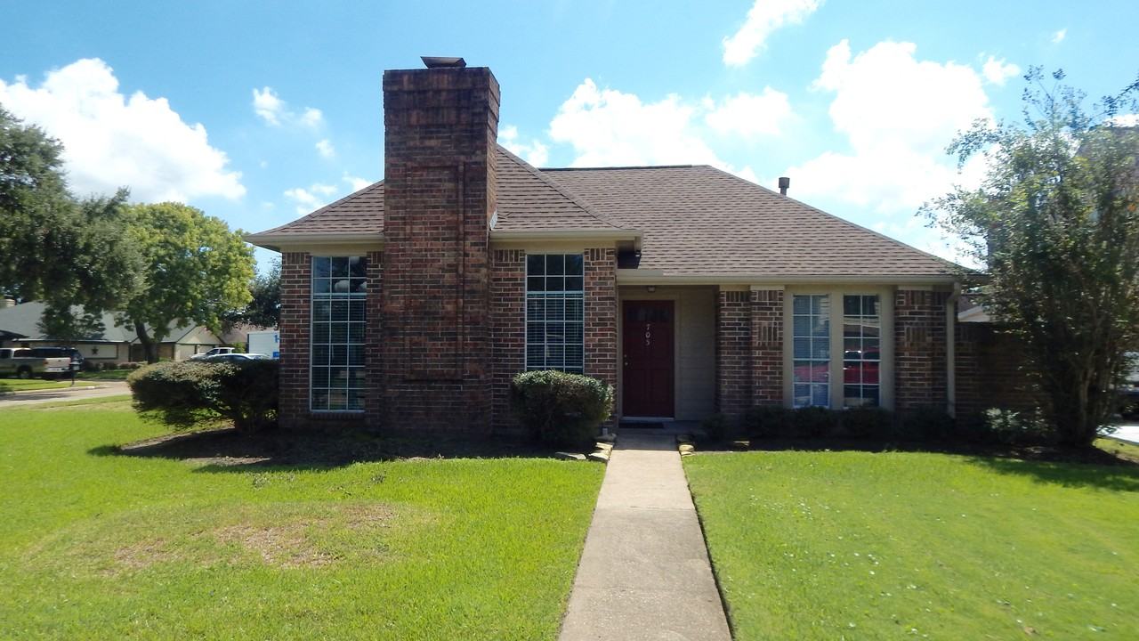 705 Kingston Ct - Photo 3 of 35