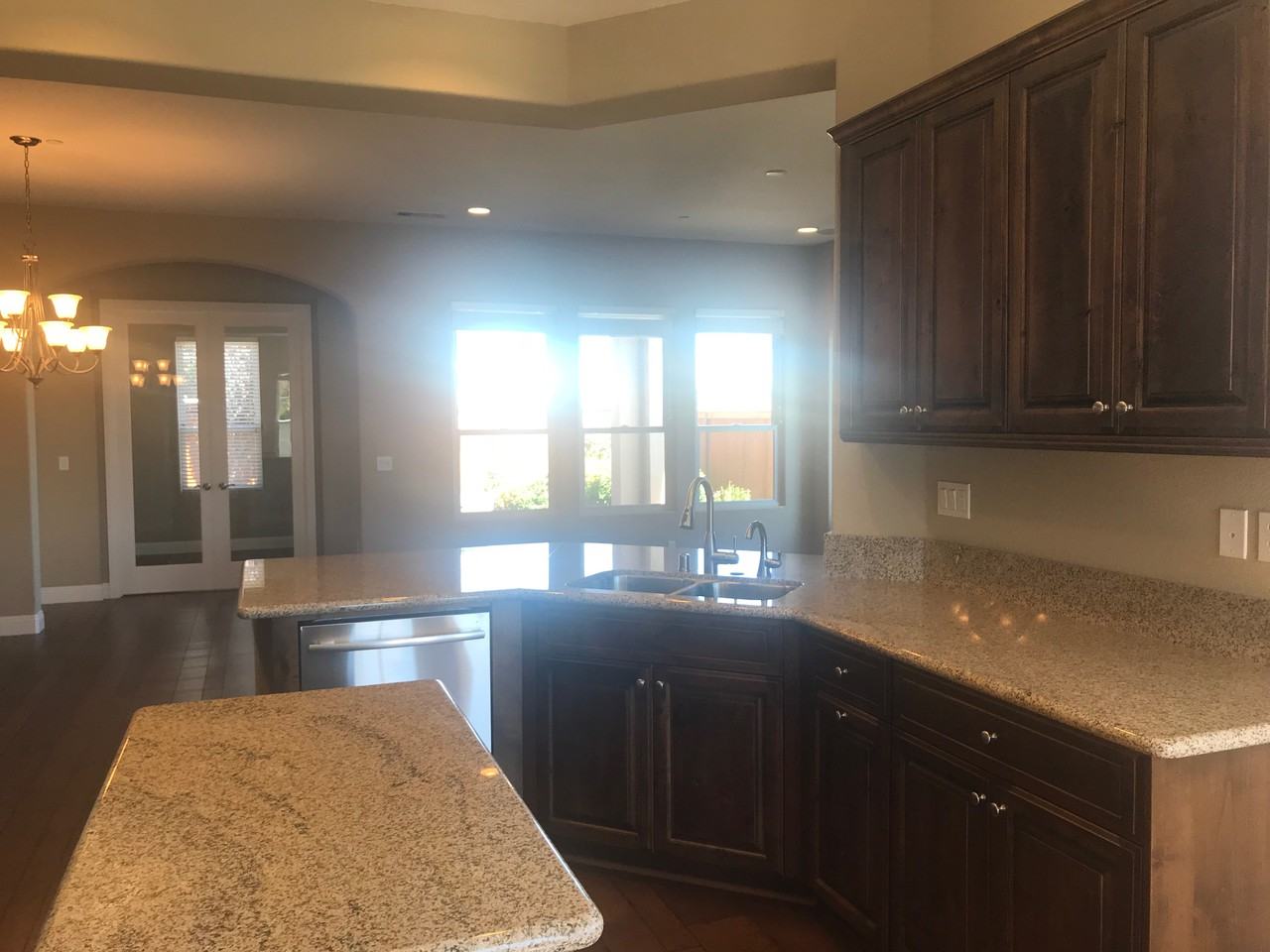 1640 Chianti Ln - Photo 3 of 26