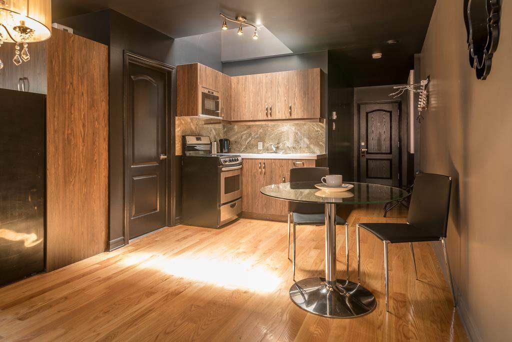 3429 Drummond - Photo 2 of 32