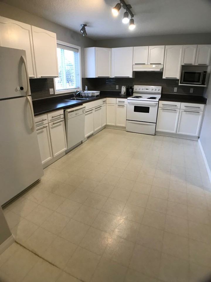 101 27-101 Langevin Rd - Photo 3 of 24