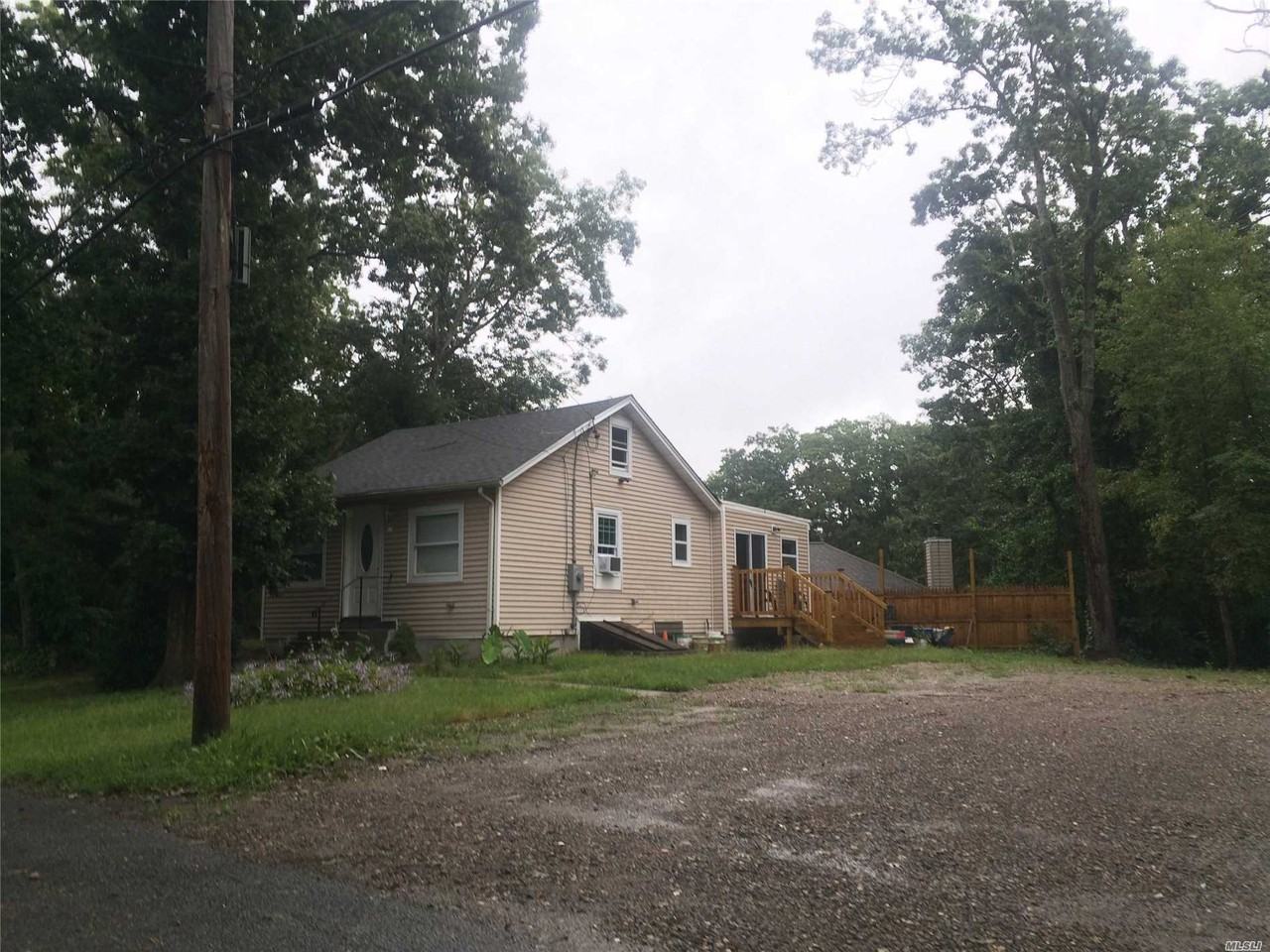 11 Rosewood Rd - Photo 2 of 9