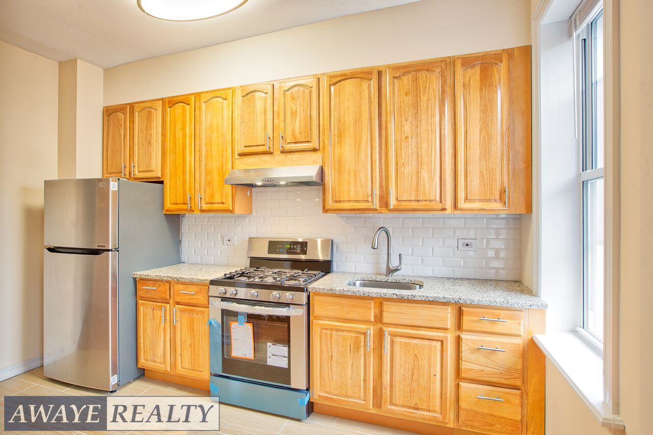 141 Huntington Street #1