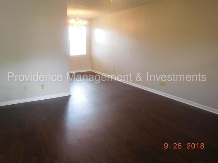 505 W Warren St #B5 - Photo 3 of 11