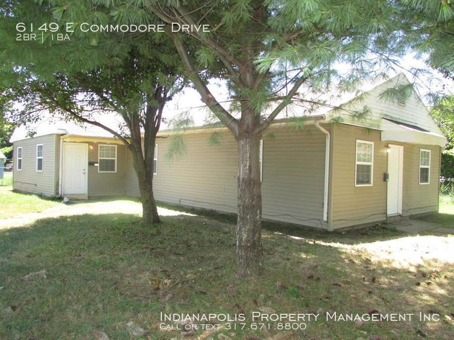 6149 Commodore Dr - Photo 2 of 21