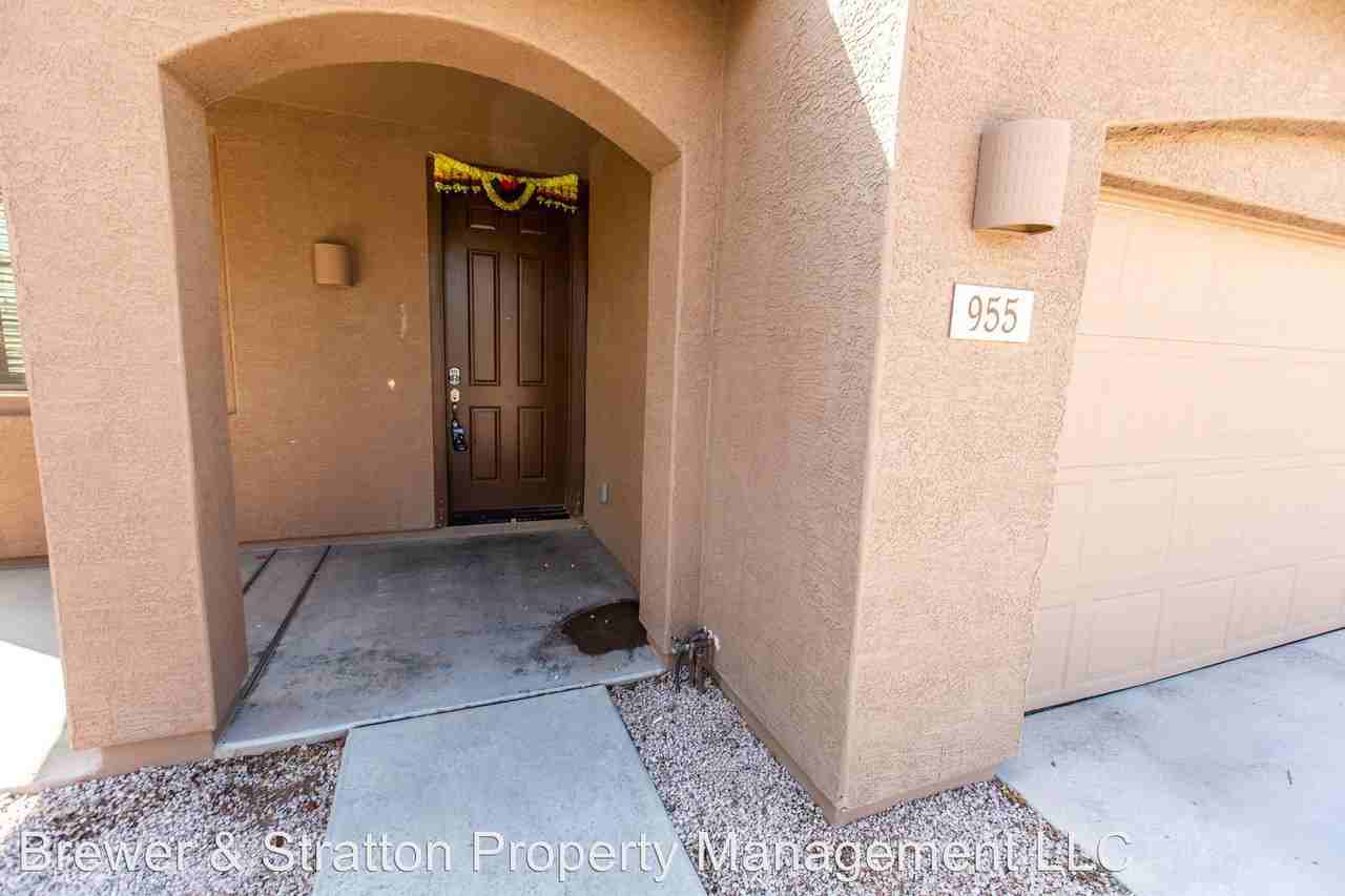 955 E Euclid Ave - Photo 3 of 44