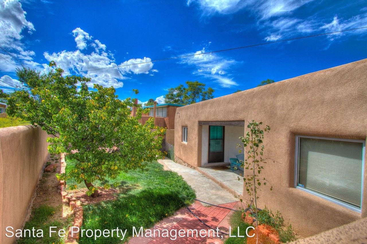 1131 Camino San Acacio - Photo 3 of 28