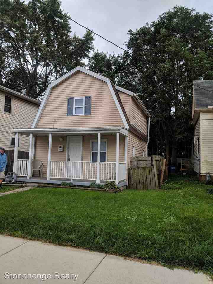 1763 Giant St, Toledo, OH 43613, USA 2 unit Rentals Zumper