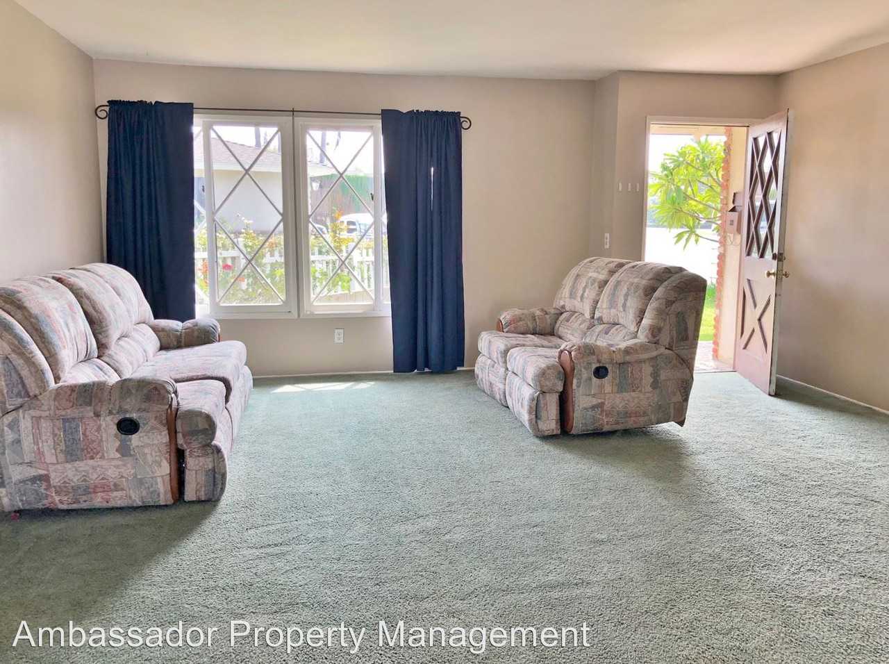 11717 Bogardus Ave - Photo 3 of 20