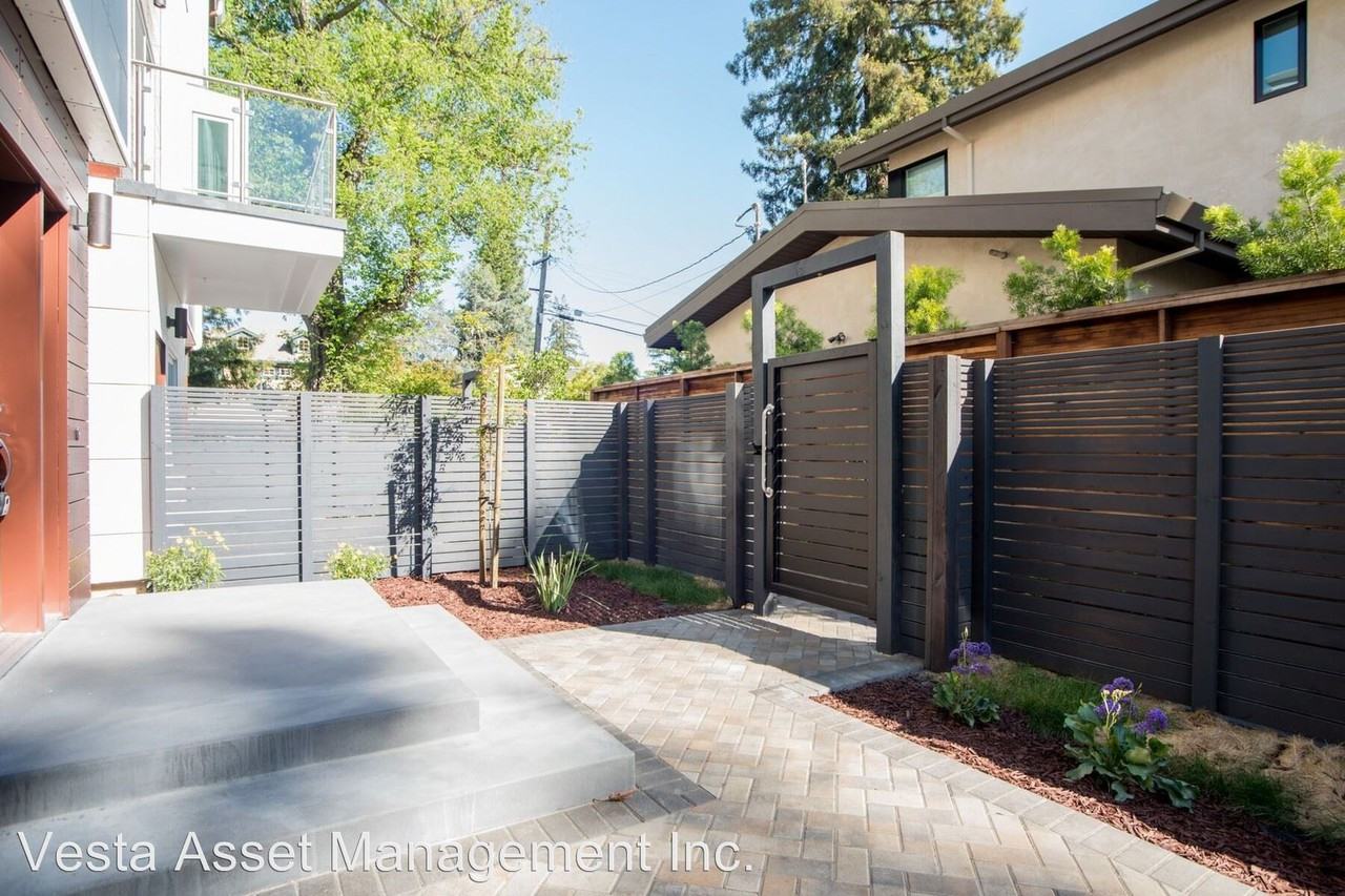 618 College Ave - Photo 3 of 14